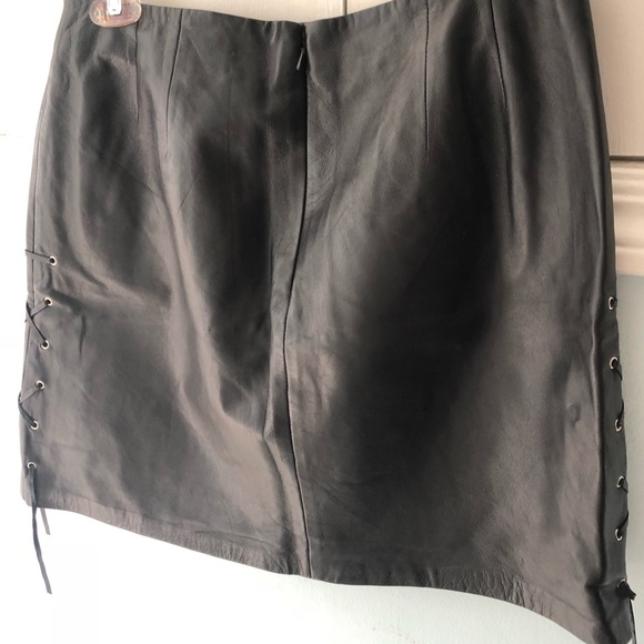 Cache genuine leather skirt size 10 & 6 available - Picture 5 of 8